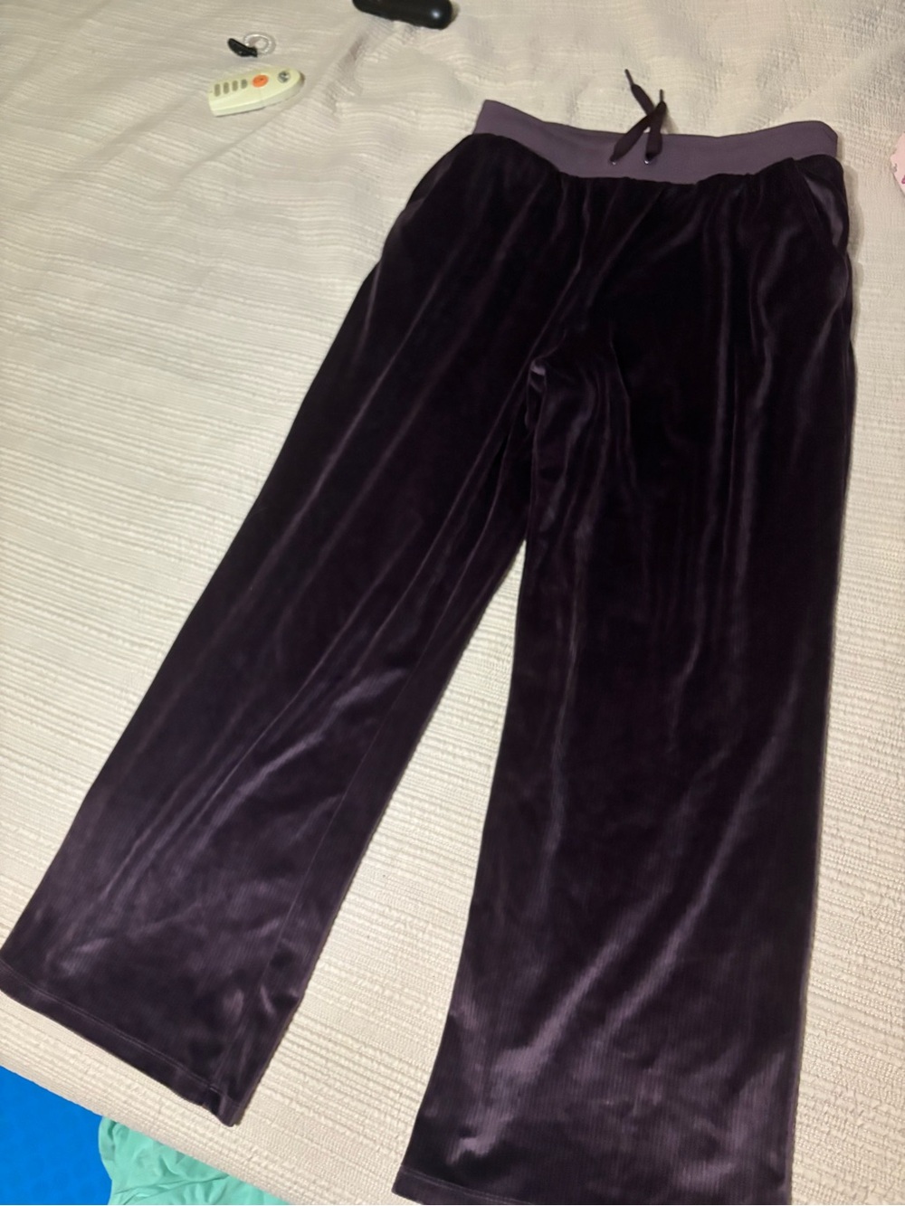 Victoria's Secret Velvet Lounge Pants in Deep Plum size L